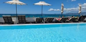 Rooftop-Pool Ayron Park